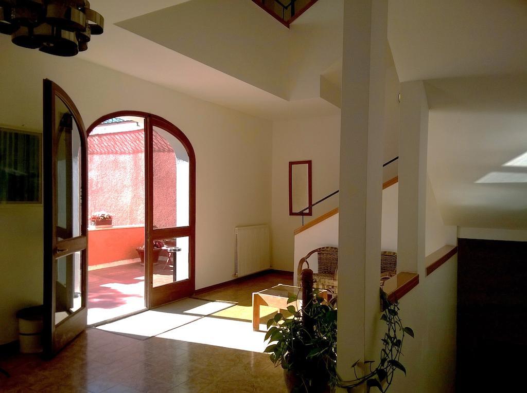 Hotel La Feluca Портоферрайо Экстерьер фото