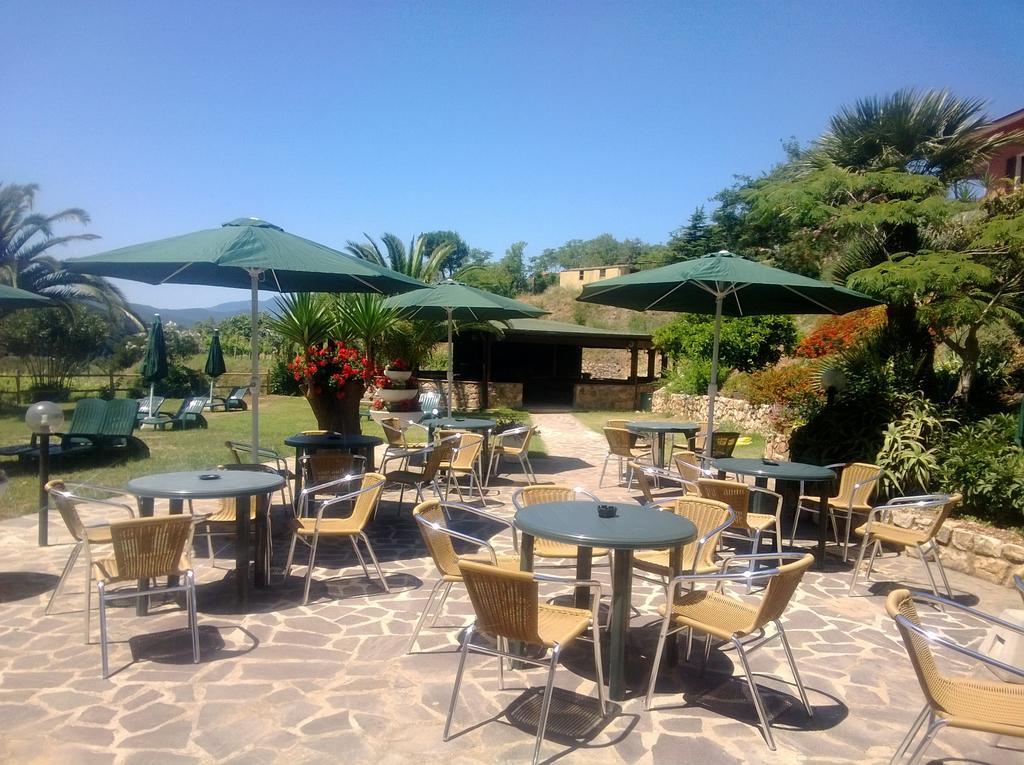 Hotel La Feluca Портоферрайо Экстерьер фото